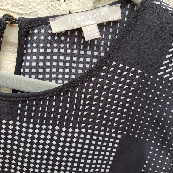 Black and White Polka Dot Patch Blouse - Picture 3 of 3